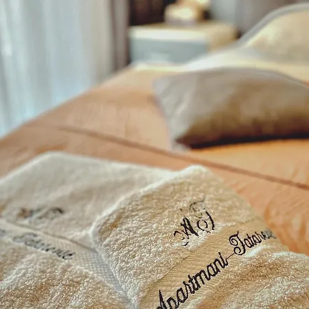 Tatarevic Golden Space Apartmán *